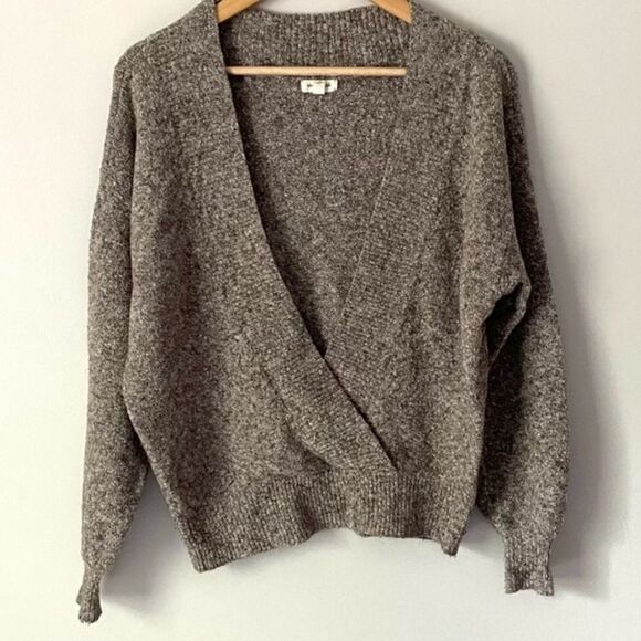 ✨ Urban Outfitters silence & noise open front wrap✨ - Picture 2 of 7